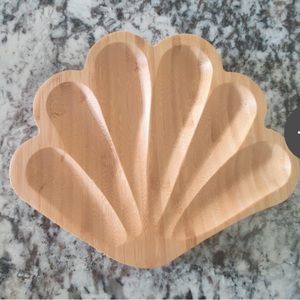 Seashell Tray + Coconut Candle (Beachly)